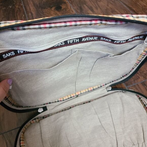 Saks Fifth Avenue Zippered Pouch - Picture 6 of 8